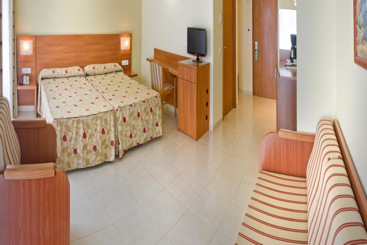 Hotel Montemar Maritim Σάντα Σουζάνα Εξωτερικό φωτογραφία